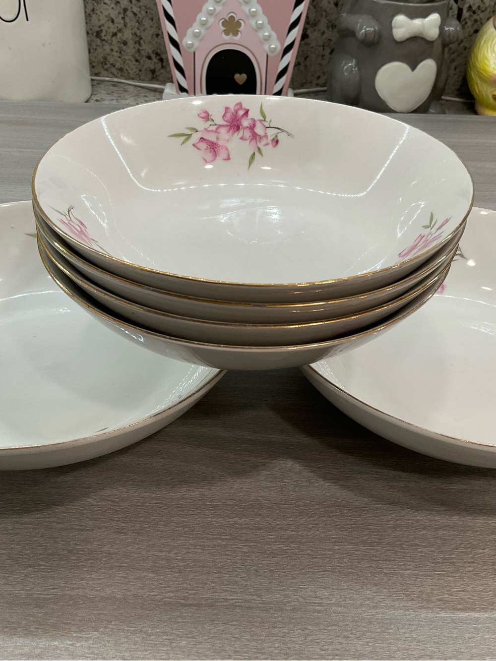 VINTAGE SIX MADE IN CHINA CHERRY BLOSSOM GOLD RIM BOWLS - Picture 8 of 10